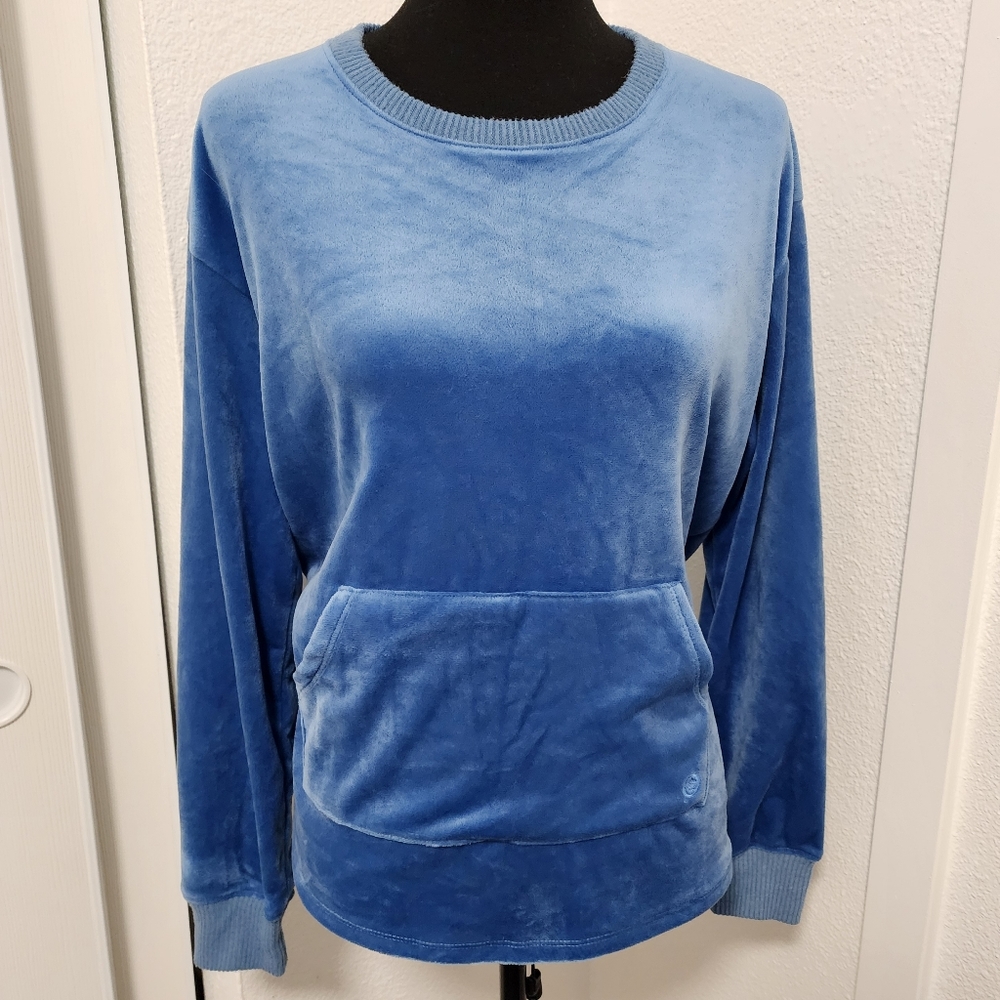 Born Blue Plush Stretch Velvet Long Sleeve Sleepwear Top, Size Medium